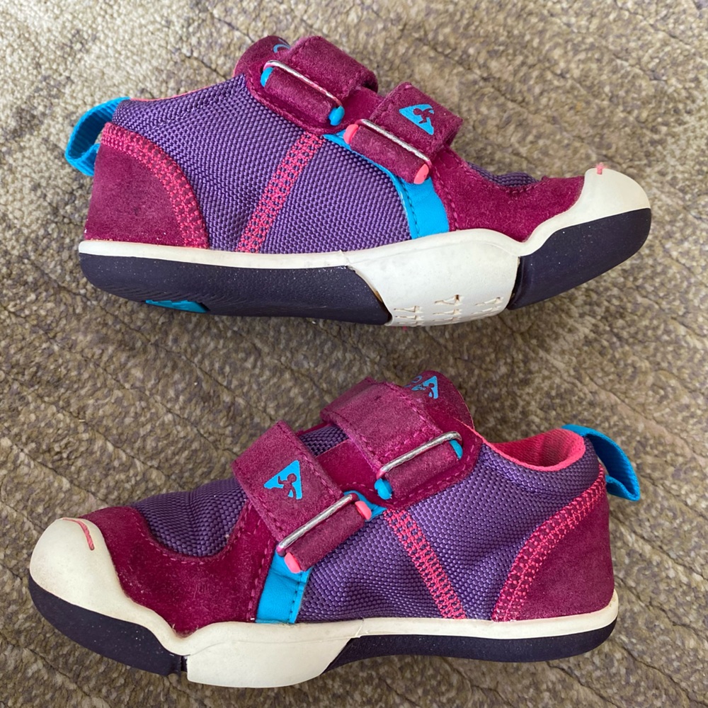 Plae girls shoes